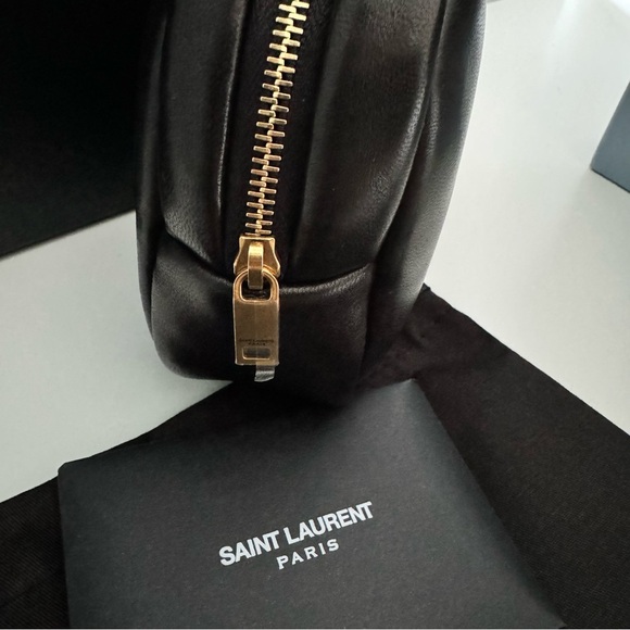 Saint Laurent Cassandre (Calypso) Mini Cosmetic Pouch Black New - Picture 6 of 7